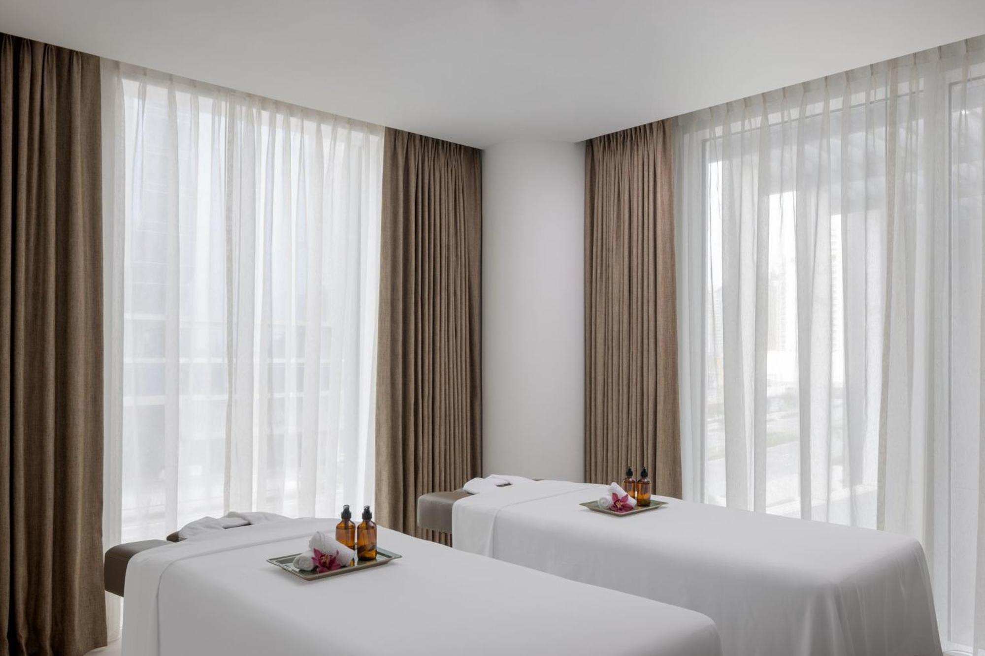 Staybridge Suites Dubai Business Bay By Ihg Luaran gambar